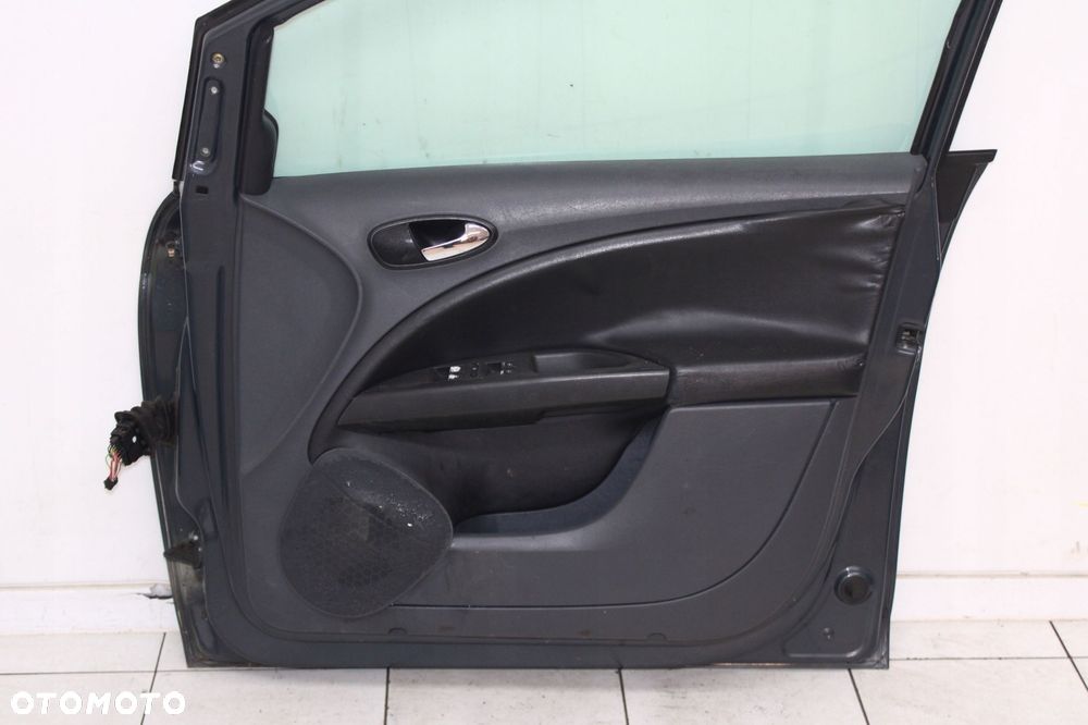SEAT ALTEA 04R- DRZWI PRAWE PRZEDNIE PRAWY PRZÓD LS7Z - 7