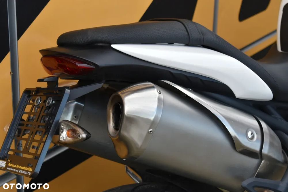 Triumph Speed Triple - 34