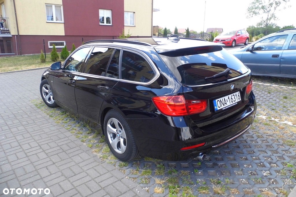 BMW Seria 3 320d Efficient Dynamics Luxury Line - 3
