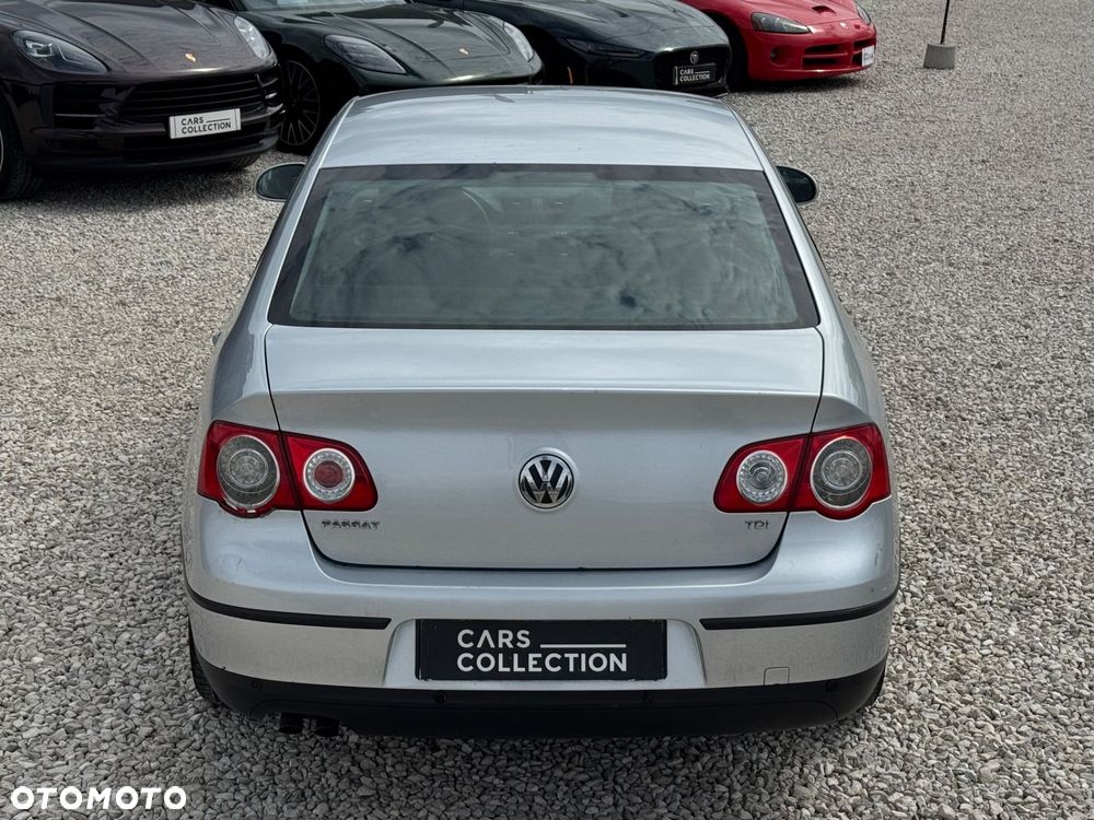 Volkswagen Passat - 6