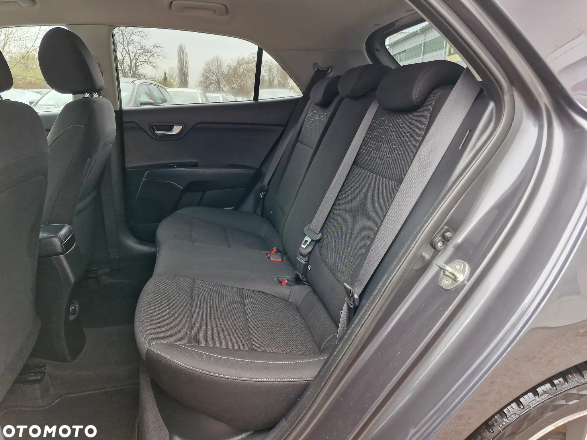 Kia Rio 1.4 crdi Business Line - 13
