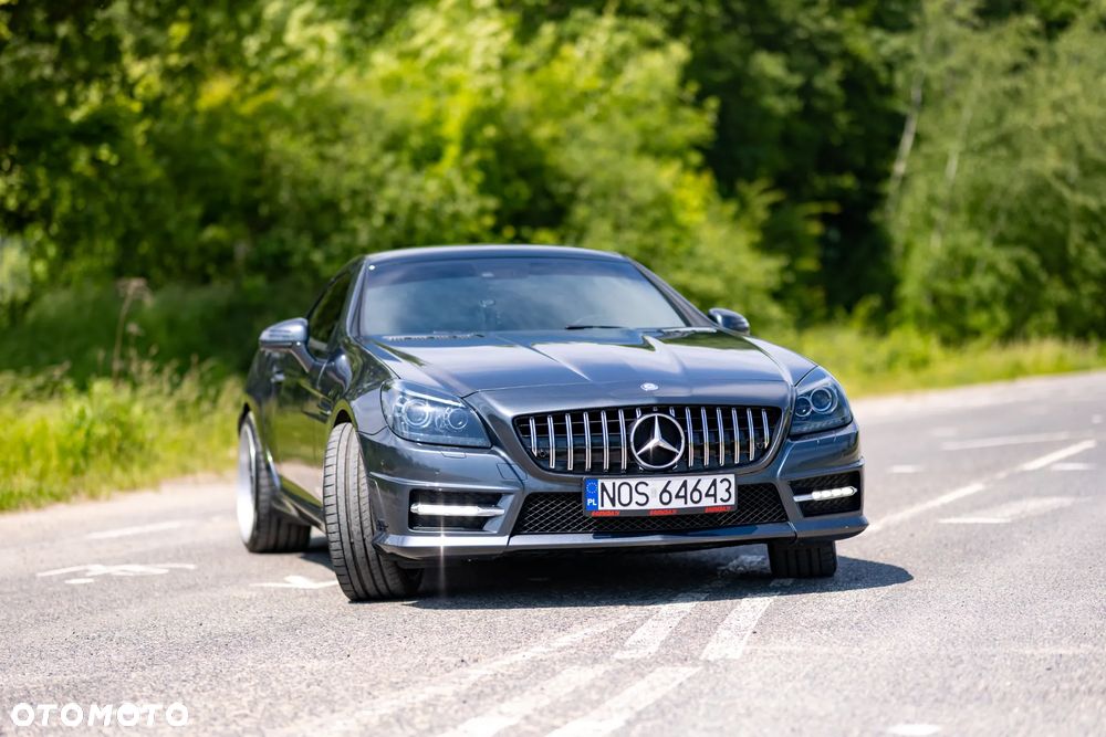 Mercedes-Benz SLK 250 CGI - 11