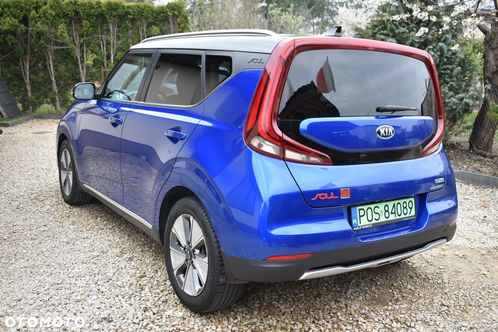 Kia Soul 64kWh L - 10