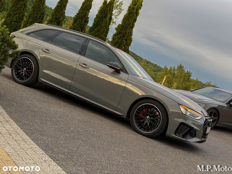 Audi A4 Avant 40 TDI quattro S tronic S line - 22