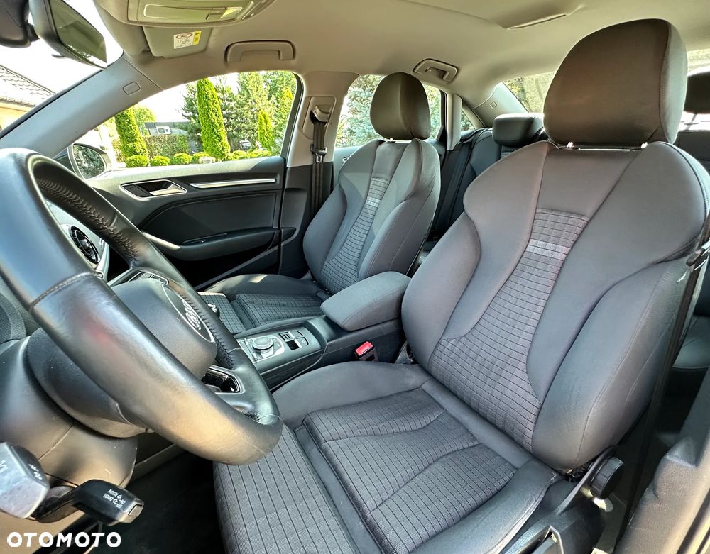 Audi A3 Limousine 30 TFSI sport - 14