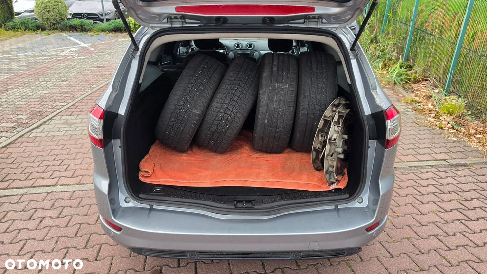 Ford Mondeo SW - 14