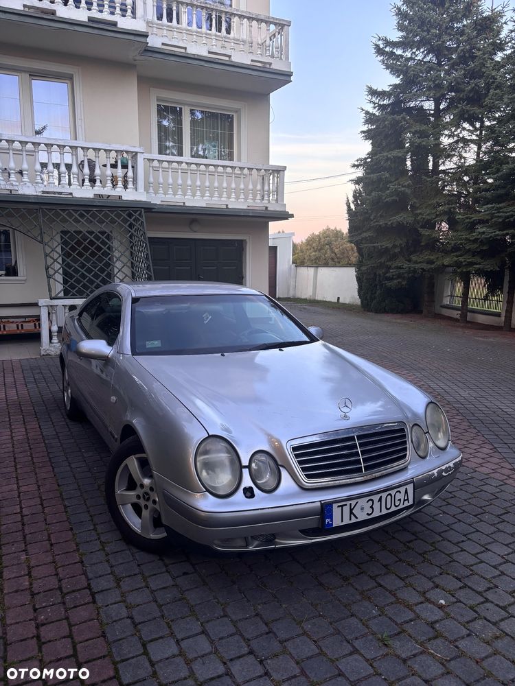 Mercedes-Benz CLK - 1