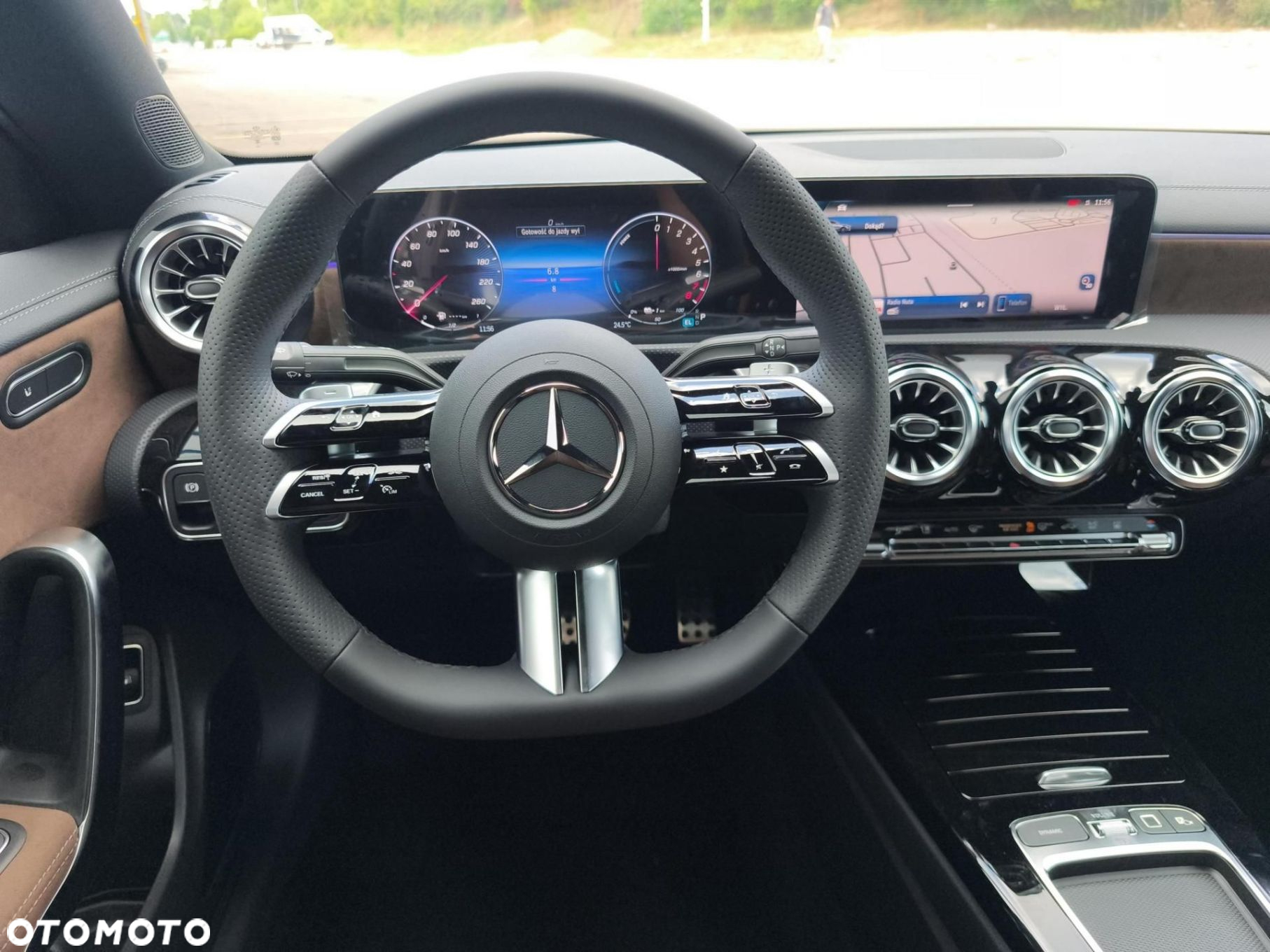 Mercedes-Benz CLA - 10