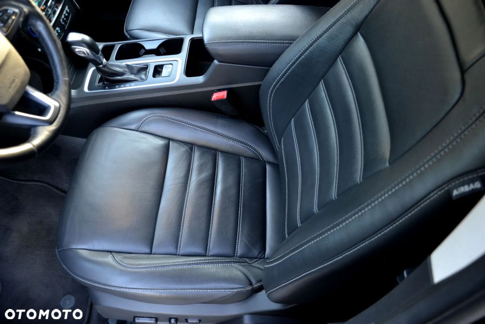 Ford Escape - 8