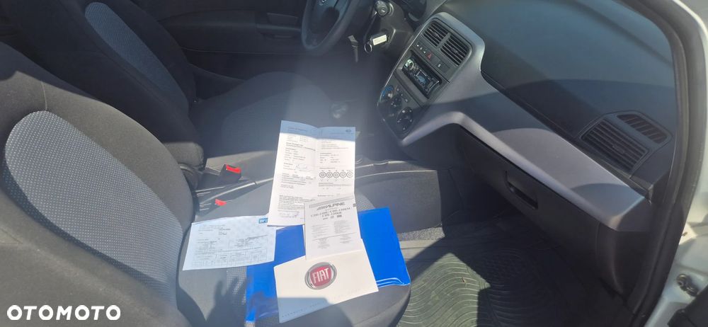 Fiat Punto 1.2 Easy - 23