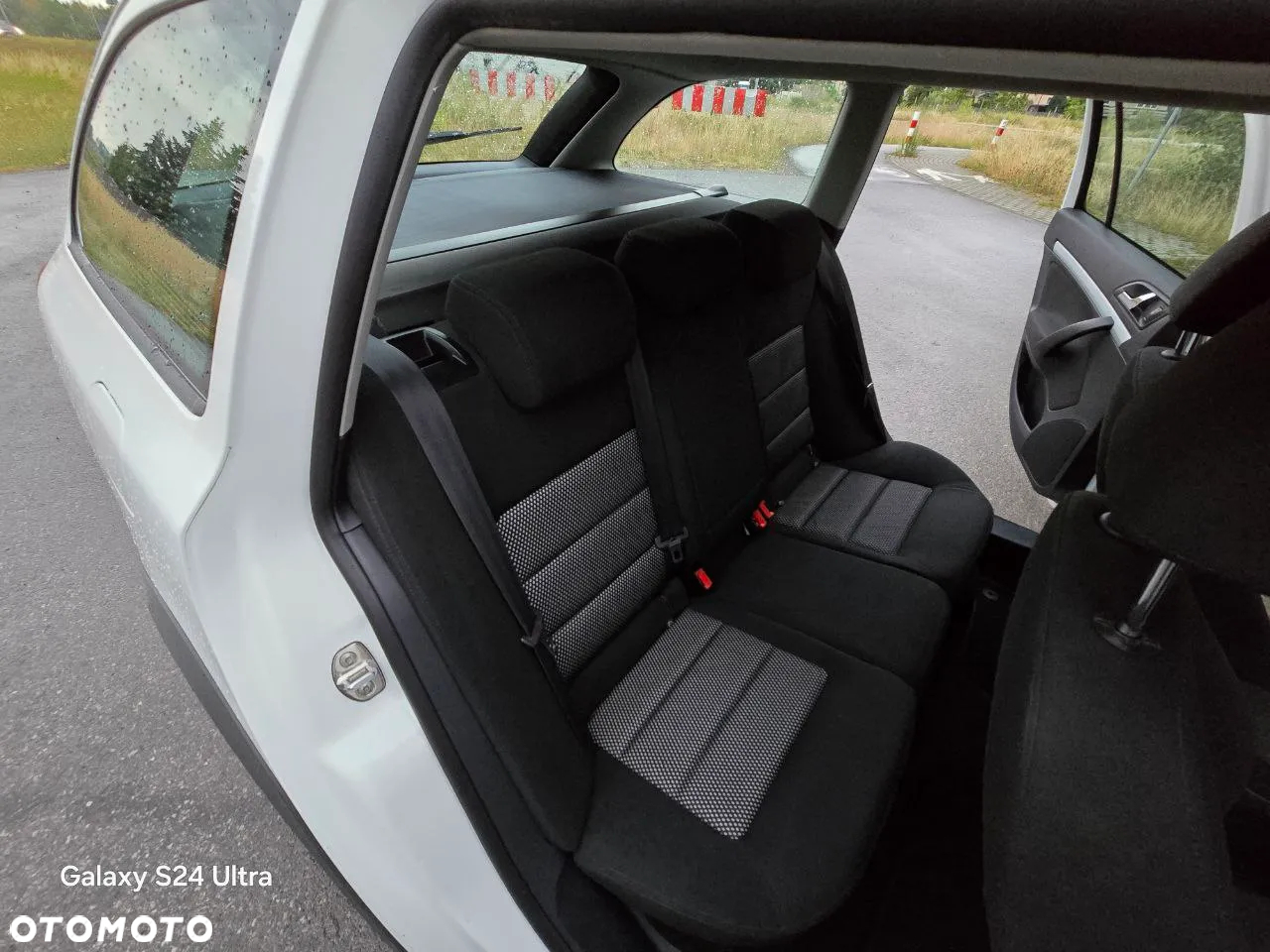 Skoda Octavia Combi 2.0 TDI DPF 4x4 Scout - 16