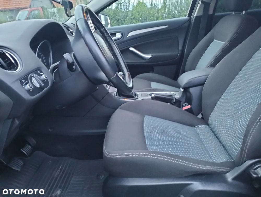 Ford Mondeo 2.0 TDCi Viva Trend - 13