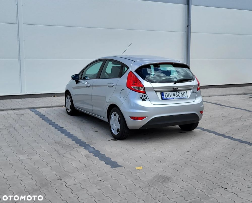Ford Fiesta 1.25 Ambiente - 6