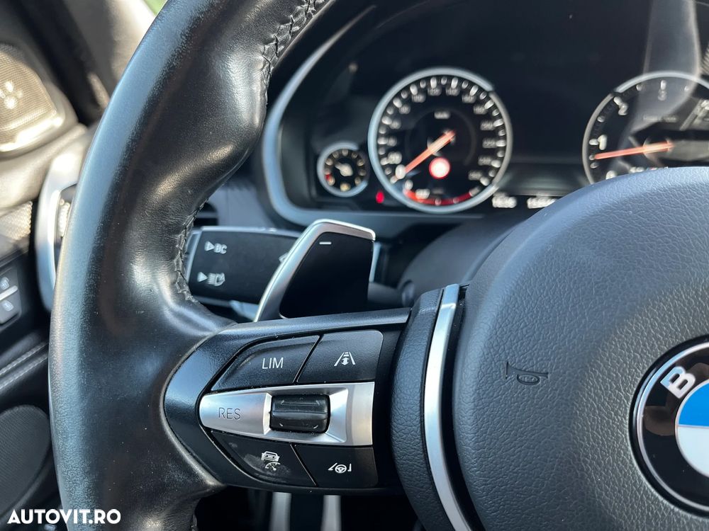 BMW X5 M M50d - 16