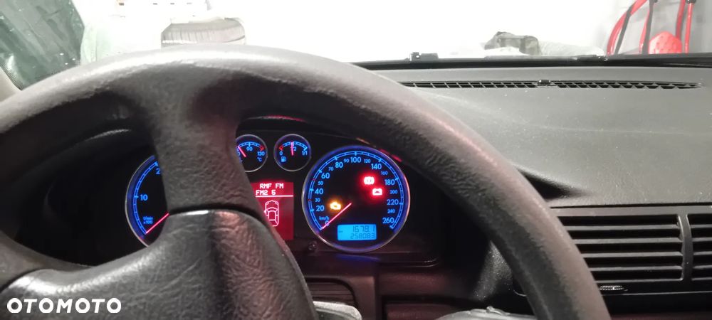 Volkswagen Passat 1.9 TDI Basis - 3