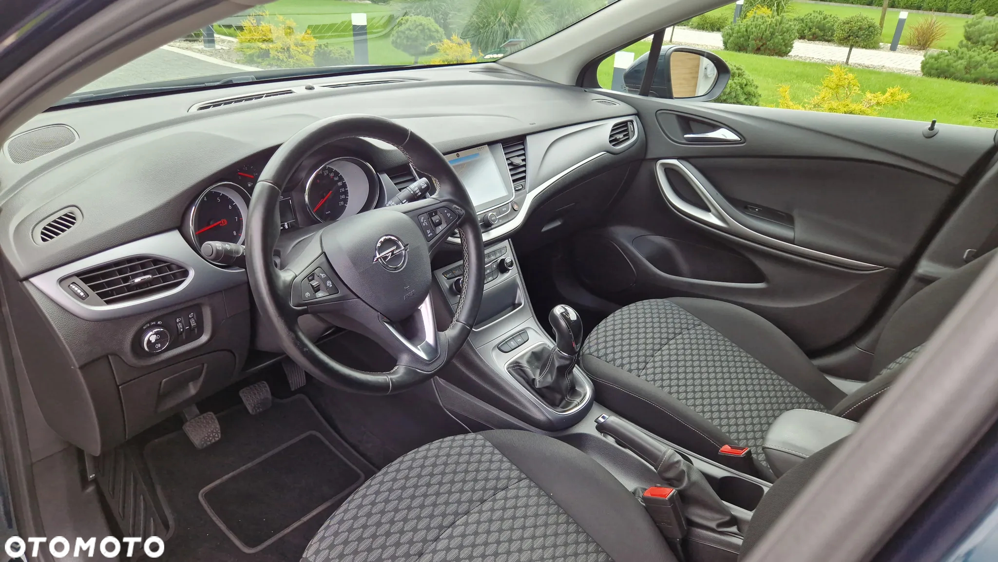 Opel Astra V 1.4 T Elite S&S - 12