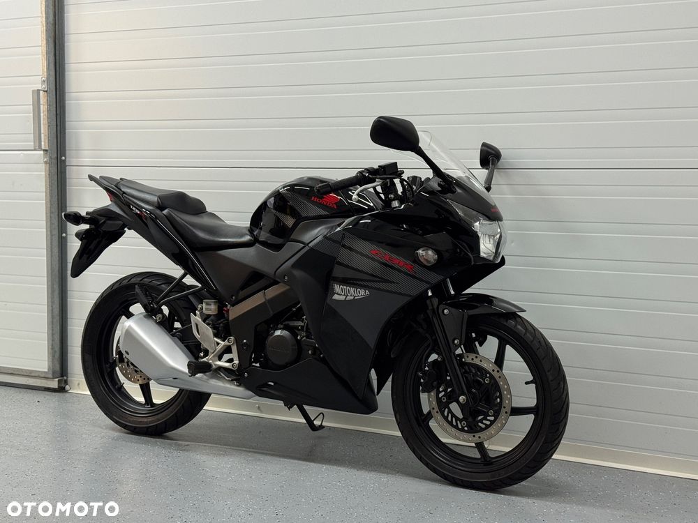 Honda CBR - 1