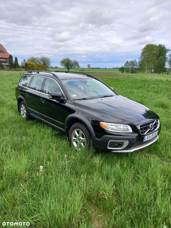 Volvo XC 70 3.2 AWD Summum - 1