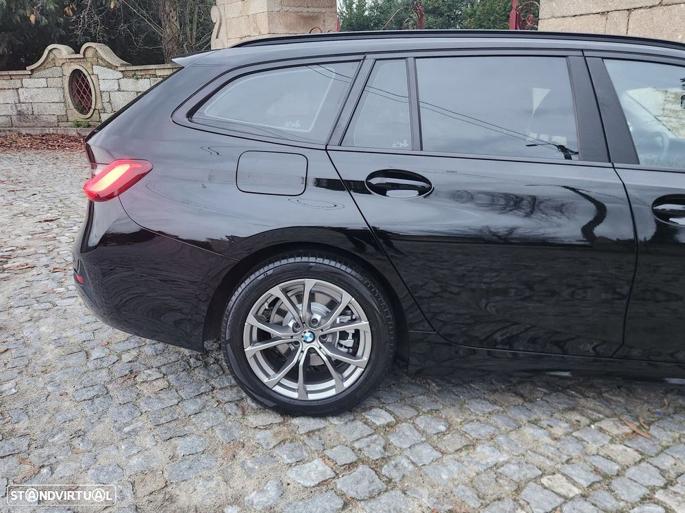 BMW 318 d Touring - 10