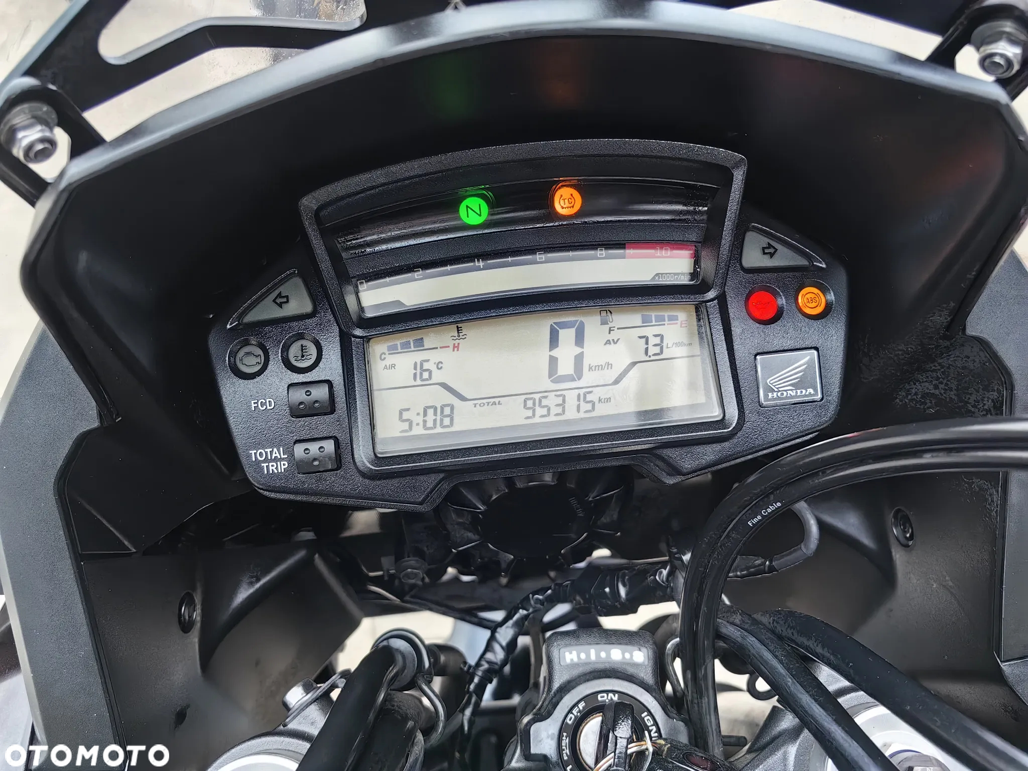 Honda VFR - 11