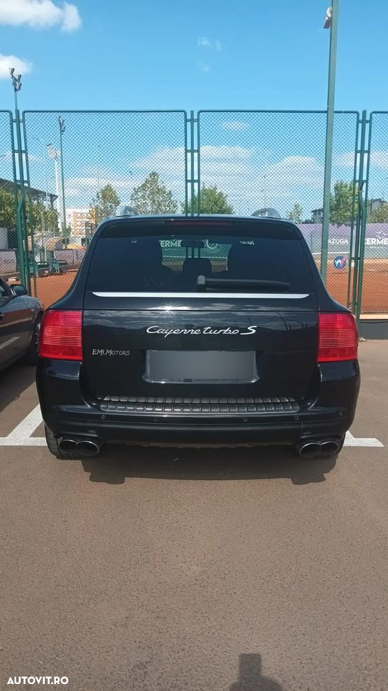 Porsche Cayenne Turbo S Aut - 8