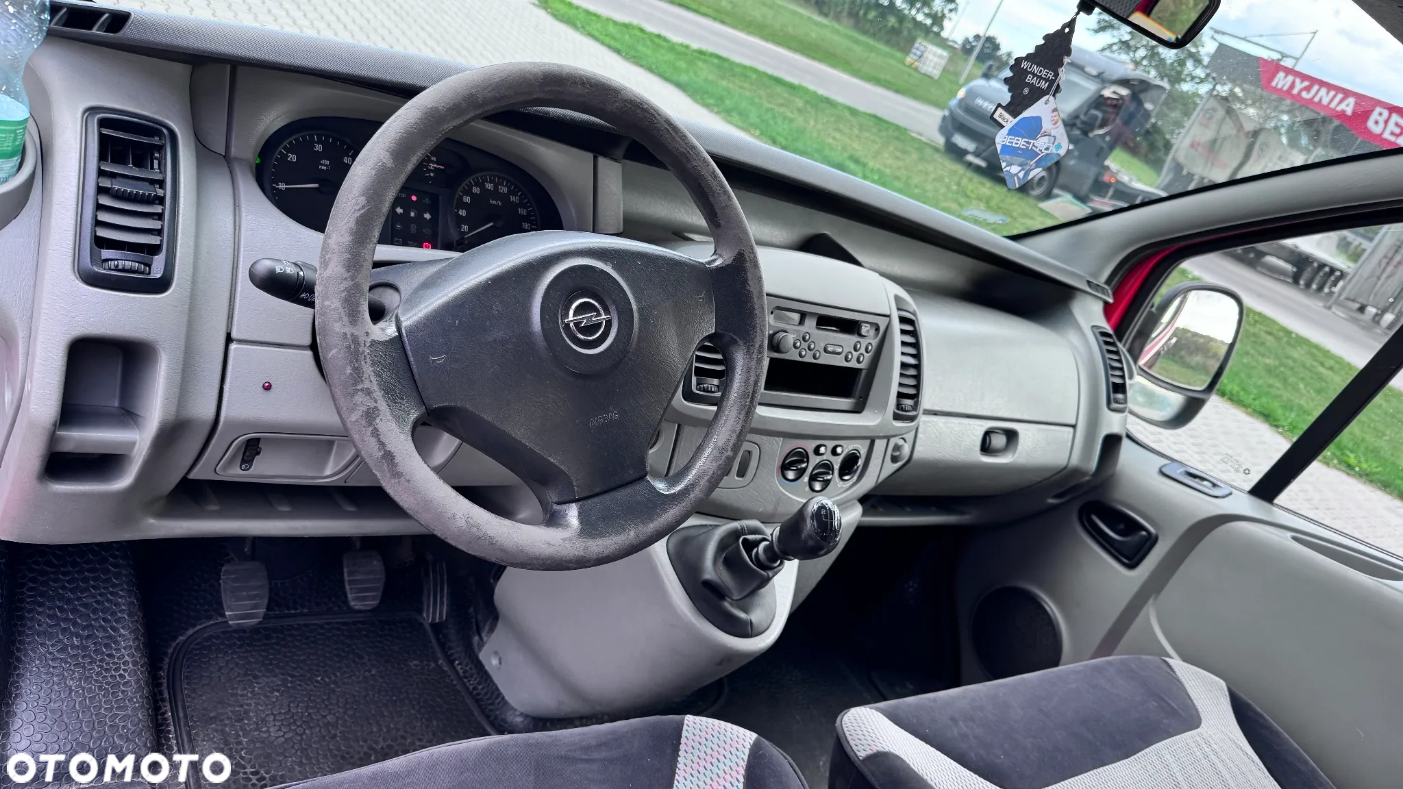 Opel Vivaro - 15