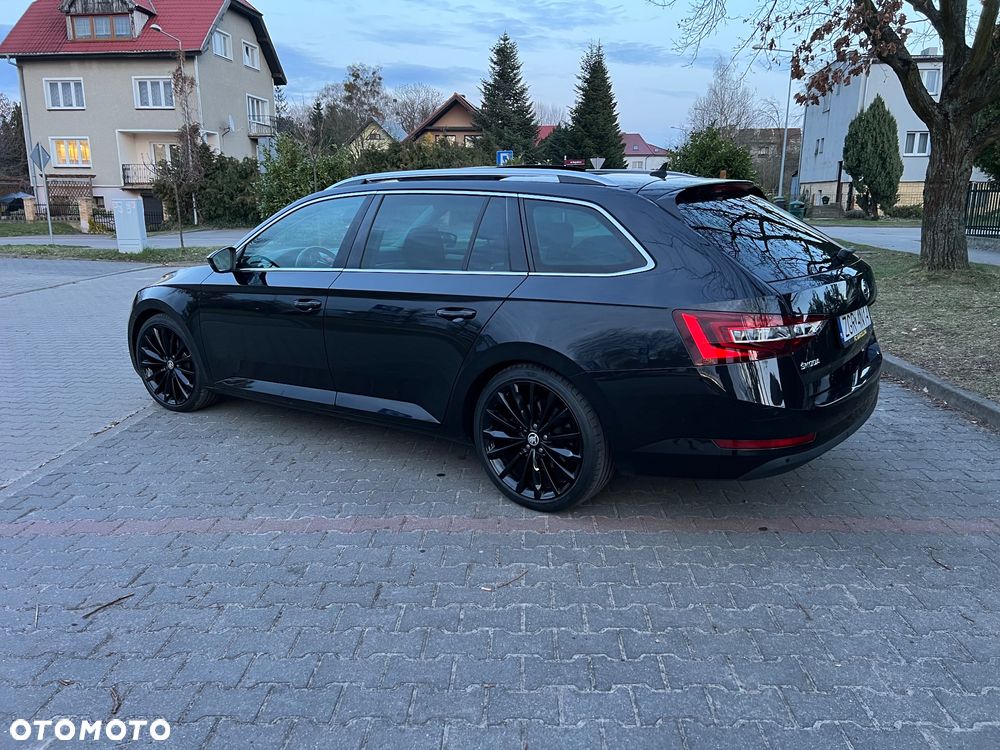 Skoda Superb 2.0 TDI Style DSG - 12