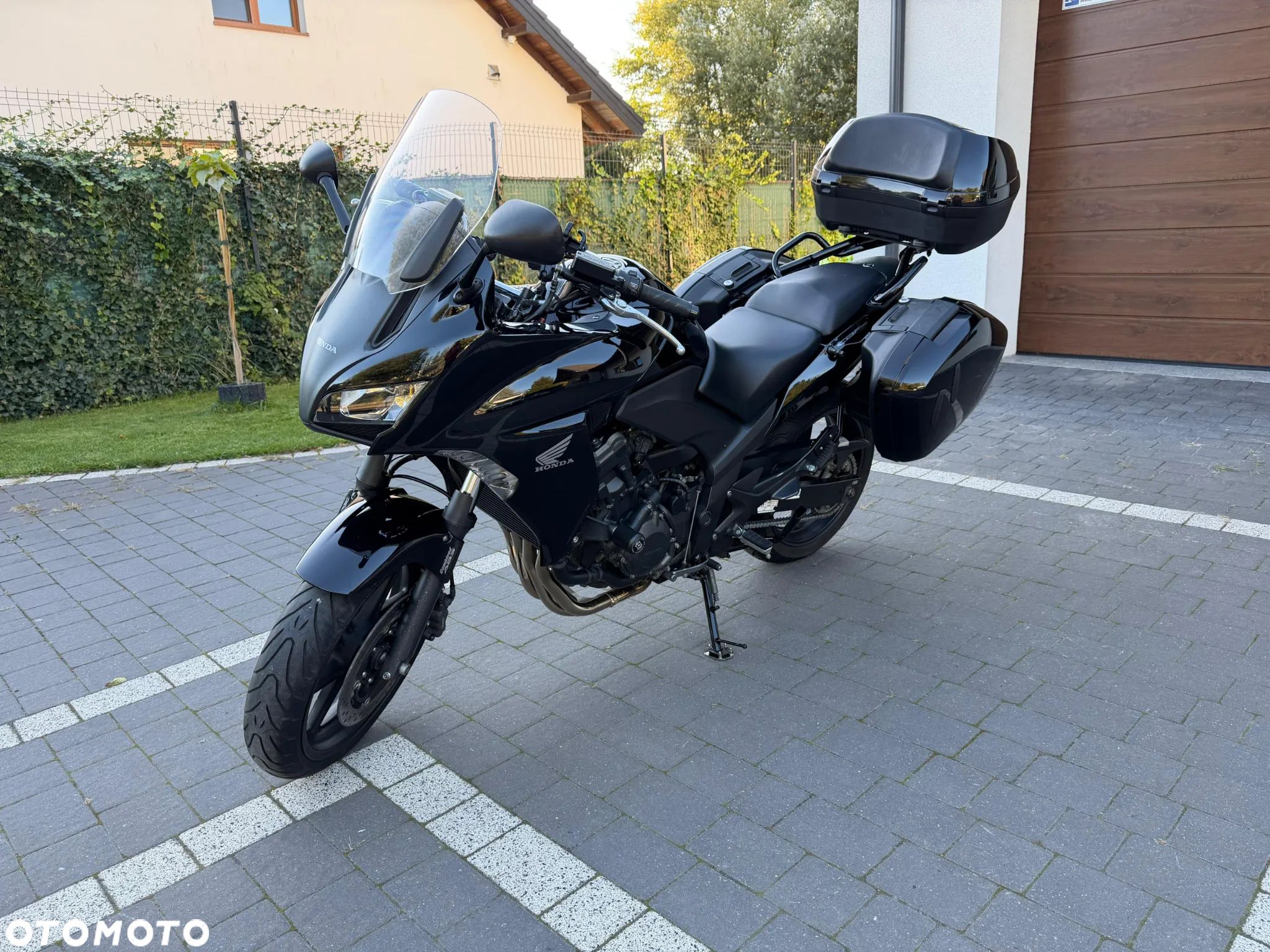 Honda CBF - 1