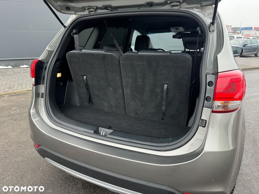 Kia Carens 1.7 CRDi Business Line 7os 7DCT - 11