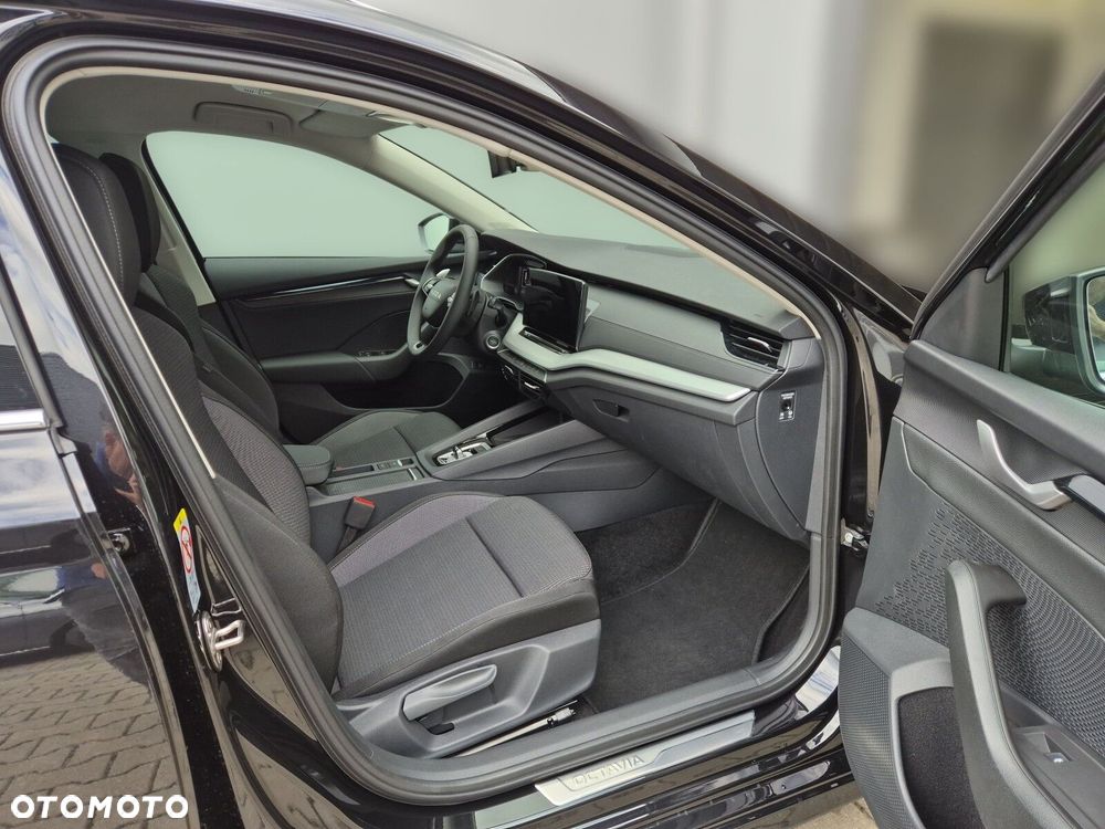 Skoda Octavia 2.0 TSI Drive Selection 4x4 DSG - 17