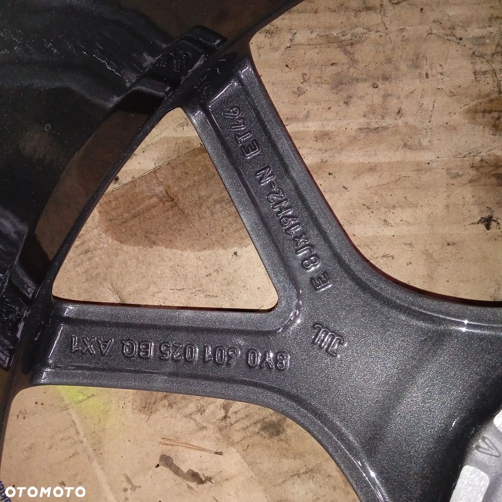 Felgi Audi RS3 8Y 19" ET46 - 12
