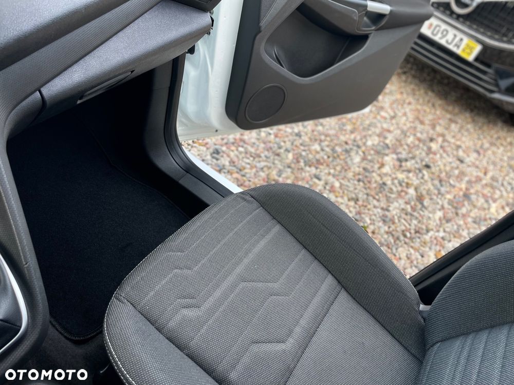 Ford Tourneo Connect Grand - 12
