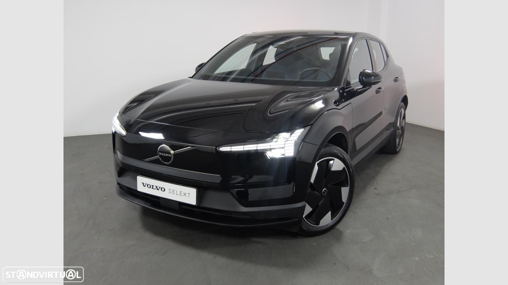 Volvo EX30 69 kWh Single Motor Extended Range Plus - 2