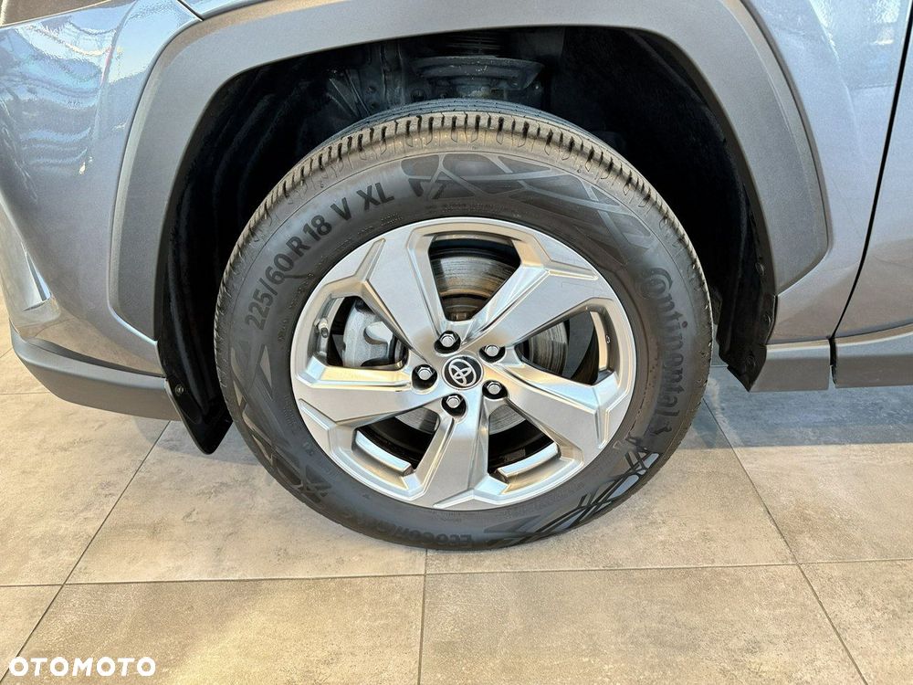 Toyota RAV4 - 11