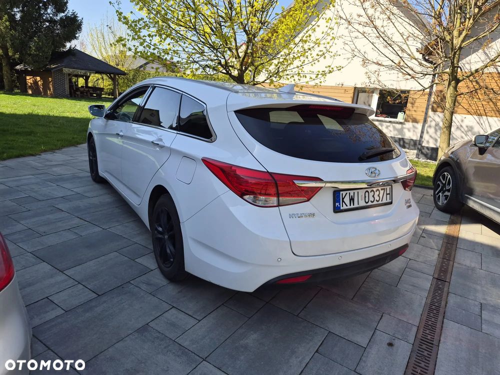 Hyundai i40 Kombi 1.7 CRDi Premium - 16