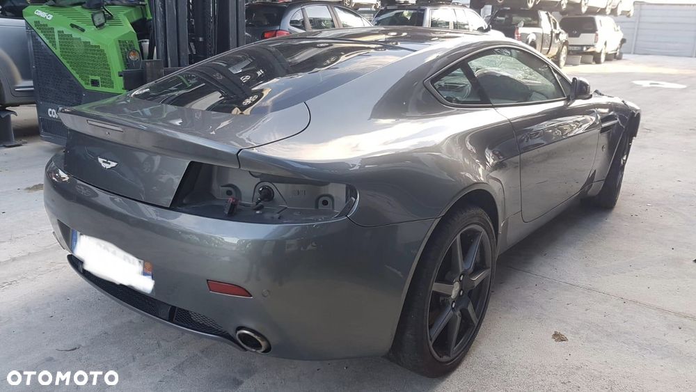 Aston Martin V8 Vantage 4,7 SportShift - 3