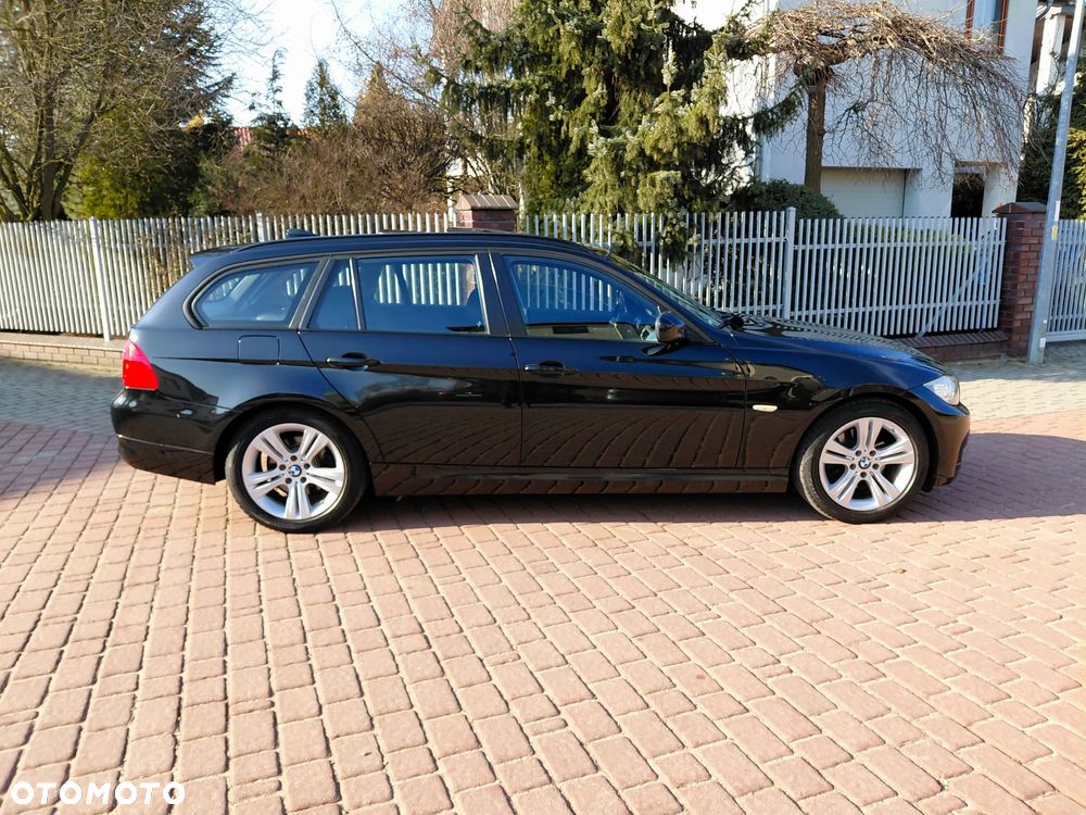 BMW Seria 3 320d DPF Edition Sport - 8