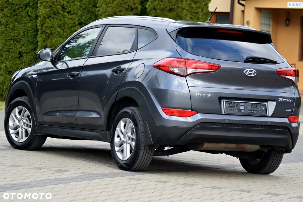 Hyundai Tucson 2.0 CRDI 4WD Automatik Premium - 11