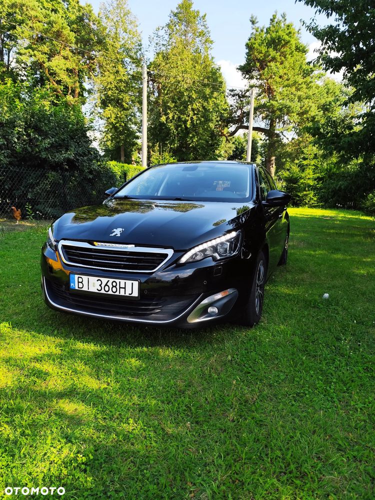 Peugeot 308 - 1