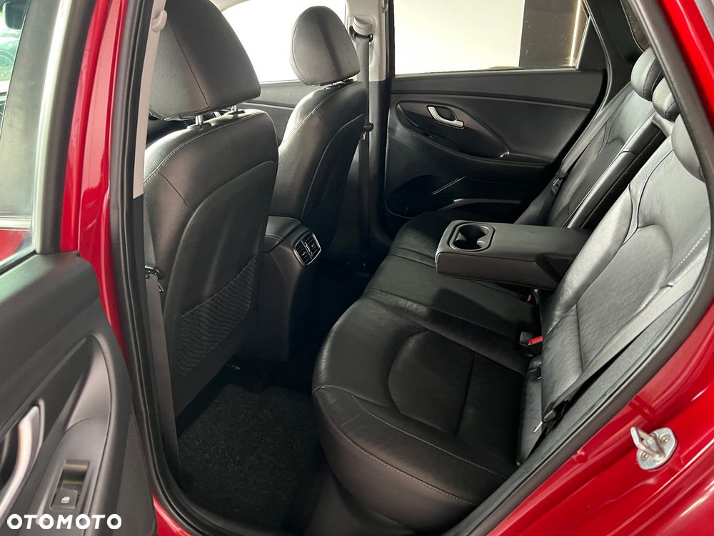 Hyundai i30 - 27