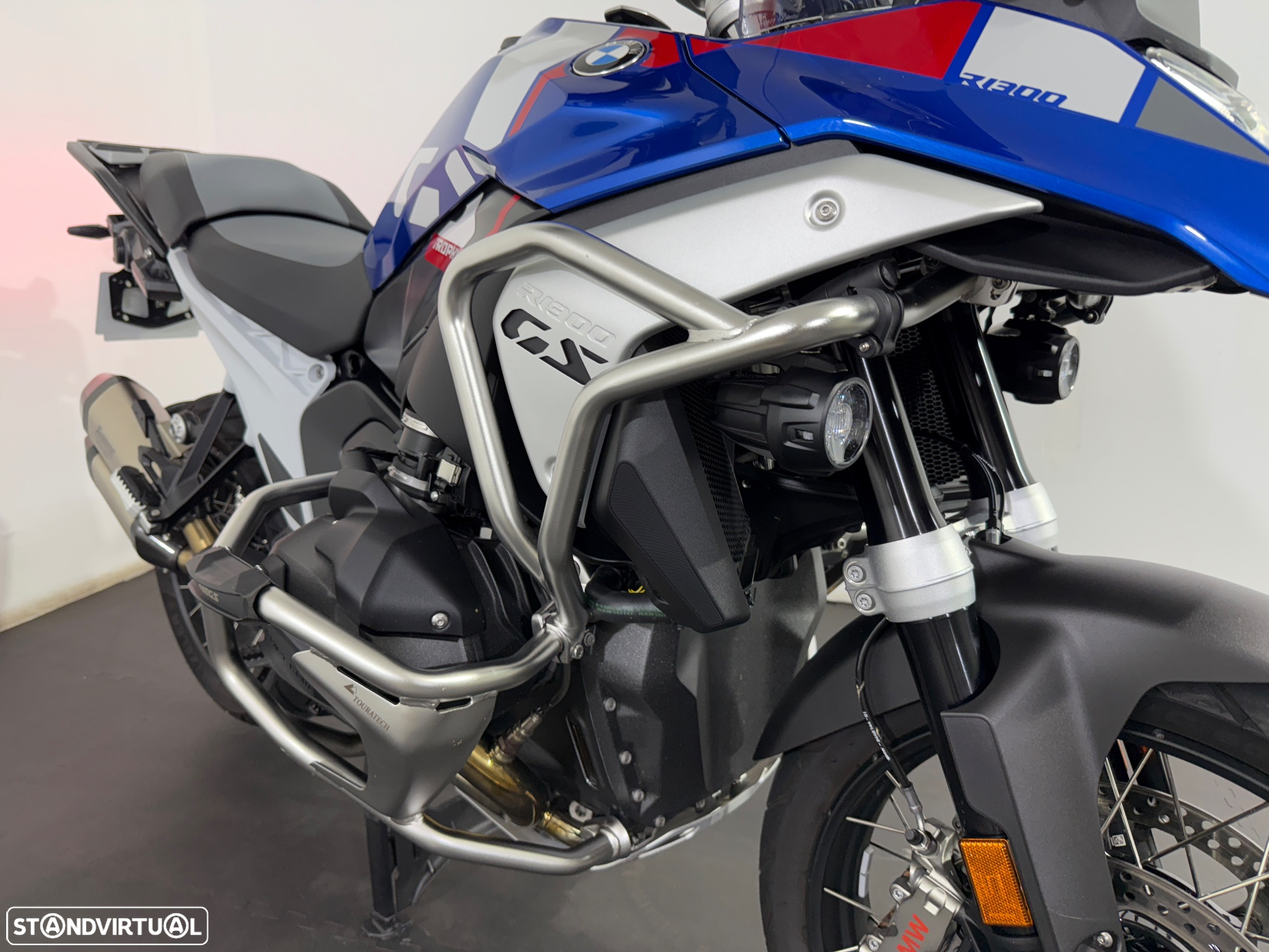 BMW R 1300 GS TROPHY / AKRAPOVIC - 11