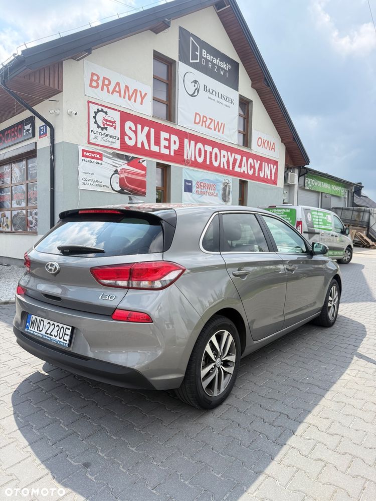 Hyundai i30 1.4 Comfort - 4