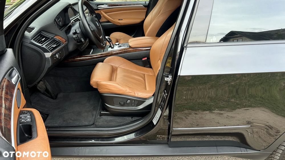 BMW X5 3.0sd xDrive - 22