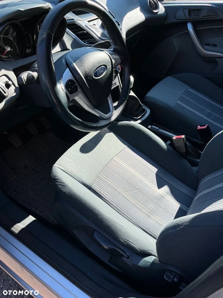 Ford Fiesta 1.6 TDCi Econetic - 10