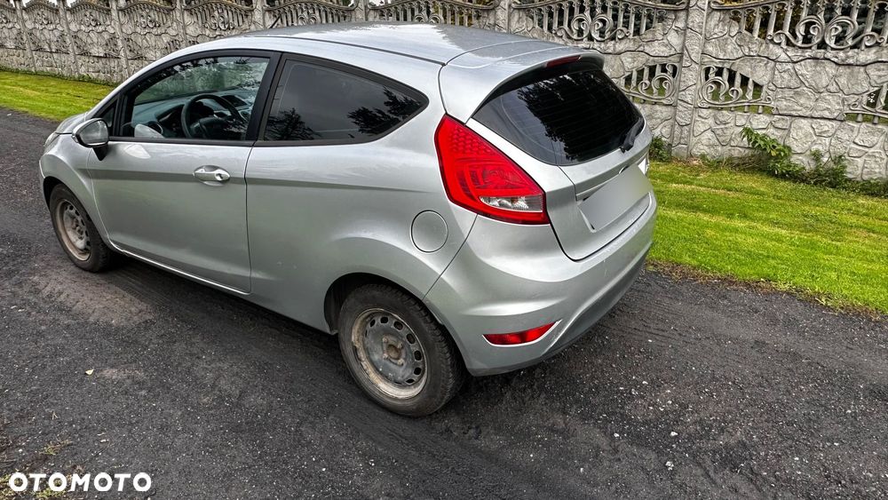 Ford Fiesta 1.25 Silver X (Ambiente) - 4