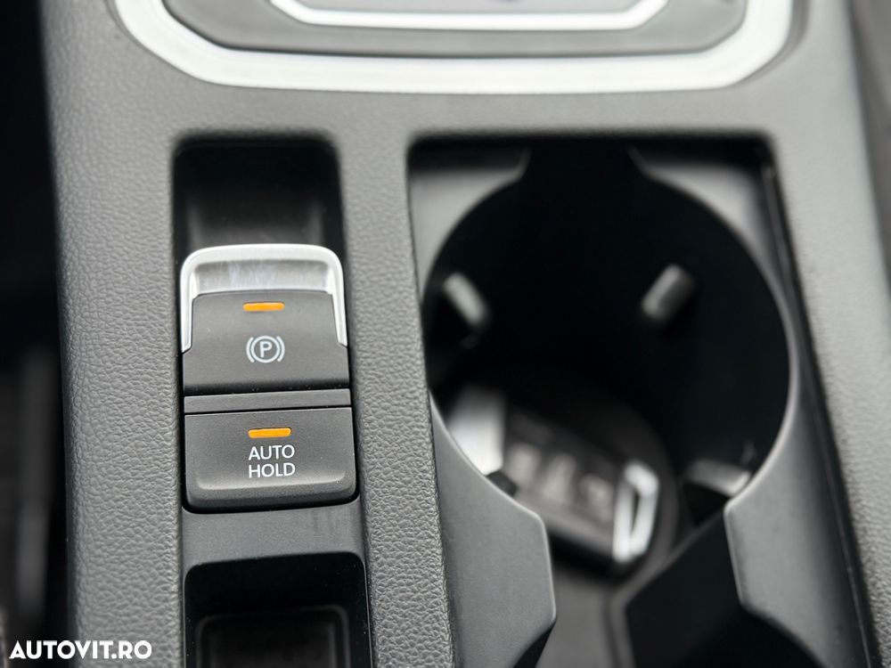 Volkswagen Passat 1.4 TSI ACT (BlueMotion Technology) DSG Comfortline - 17