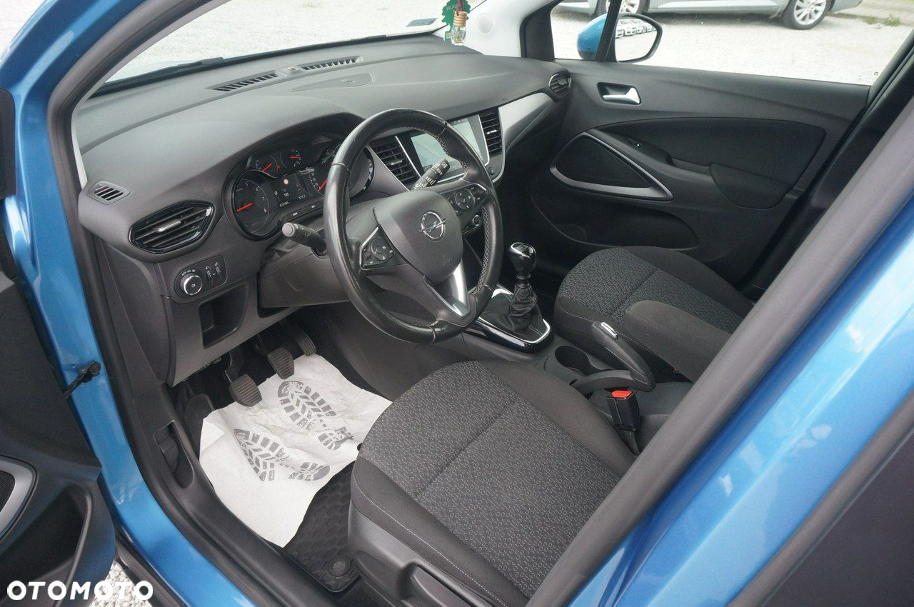 Opel Crossland X - 19