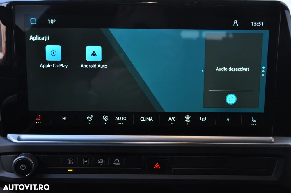 Volkswagen Caravelle - 20