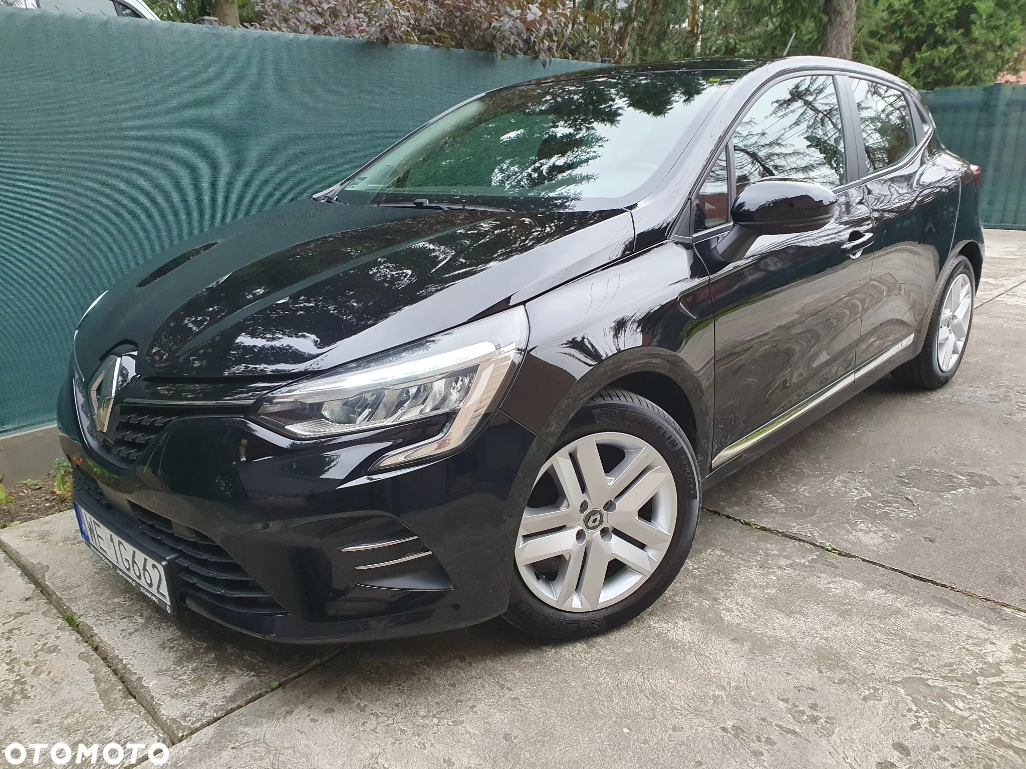 Renault Clio - 32
