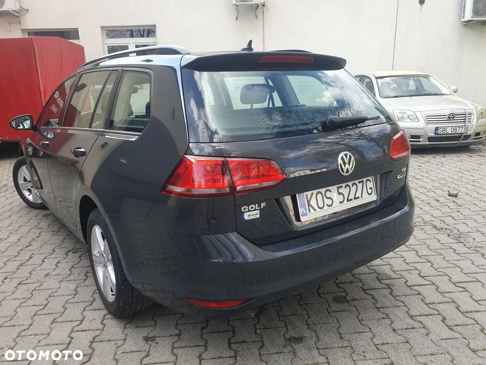 Volkswagen Golf 1.6 TDI BlueMotion Technology Lounge - 8